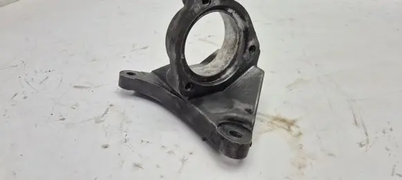 Opel Insignia A Driveshaft support bearing bracket 13219107