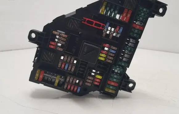 BMW 5 F10 F11 Fuse module 926492301 417033452