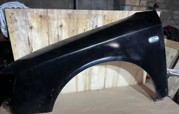 Audi A4 S4 B7 8E 8H Fender