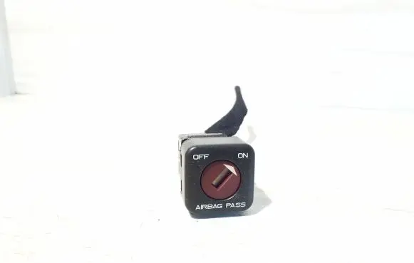Peugeot 3008 I Passenger airbag on/off switch 96413912XT