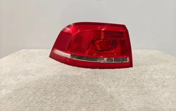 Volkswagen PASSAT B7 Rear/tail lights 3AF945095E 605001