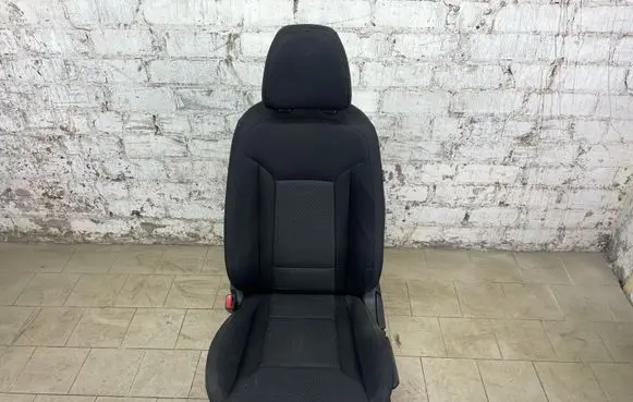 Hyundai i40 Front passenger seat 