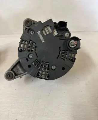 Mercedes-Benz C W205 Generator/alternator A0009066706 0125711164