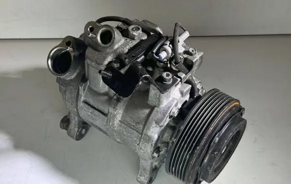 BMW 3 E92 E93 Air conditioning (A/C) compressor (pump) 9225703 6SBU14A