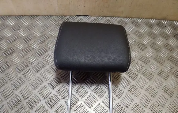 Chevrolet Captiva Front seat headrest 
