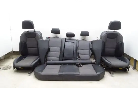 Mercedes-Benz C W204 Rear seat part-01014
