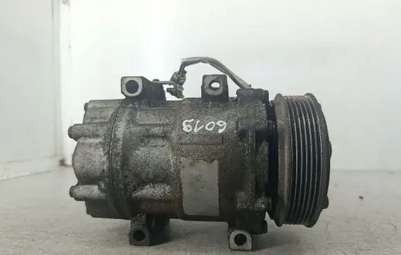 Volvo S40 Air conditioning (A/C) compressor (pump) 