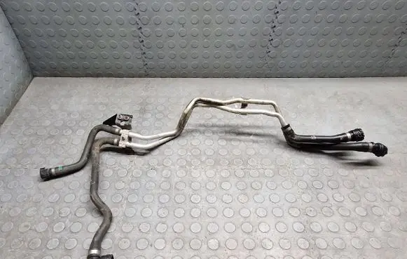 BMW X5 F15 Engine coolant pipe/hose 7644098 7646679