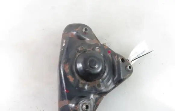 Volkswagen PASSAT B5 Front upper strut mount 