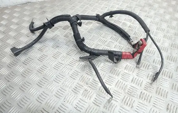 Positive cable (battery)