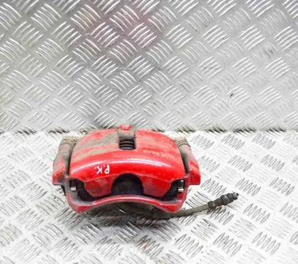 Volkswagen Golf VII Front brake caliper
