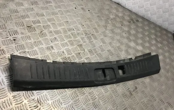 Chevrolet Captiva Trunk/boot floor carpet liner 