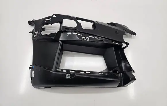 BMW 5 G30 G31 Front bumper mounting bracket 8064978