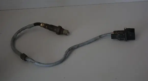 BMW 5 E60 E61 Lambda probe sensor 7521705