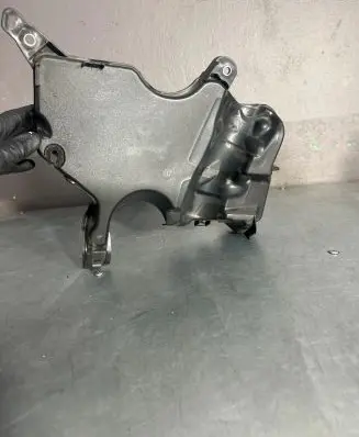 Engine cover (trim)