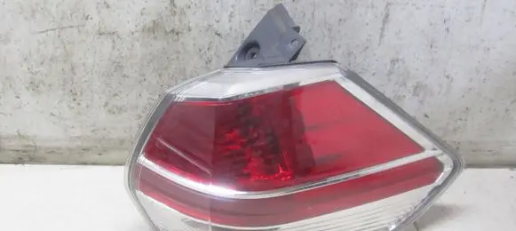 Nissan X-Trail T32 Rear/tail lights