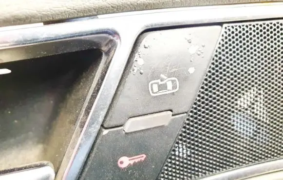 Audi A6 S6 C6 4F Central locking switch button 