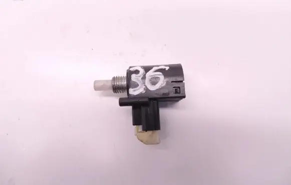 Clutch pedal sensor