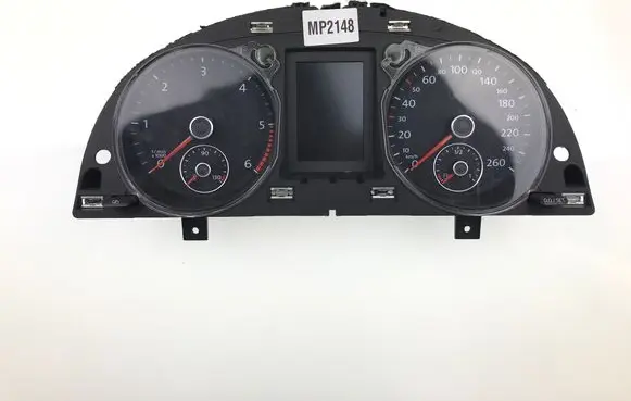Volkswagen PASSAT B7 Speedometer (instrument cluster) 3AA920870D