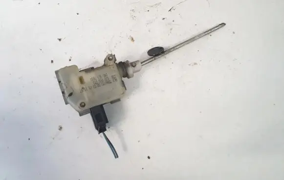 Skoda Octavia Mk2 (1Z) Central locking motor 1Z0810773 7546-73130
