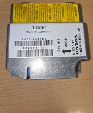 Volvo S70 V70 V70 XC Airbag control unit/module 9472728D