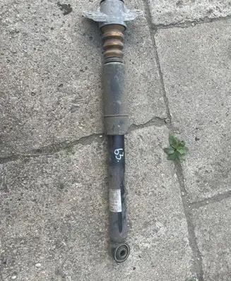 Volkswagen Touran I Rear shock absorber/damper