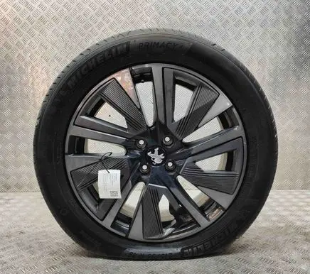 R18 alloy rim
