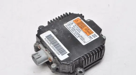 Nissan Murano Z50 Voltage converter inverter LEKA00L