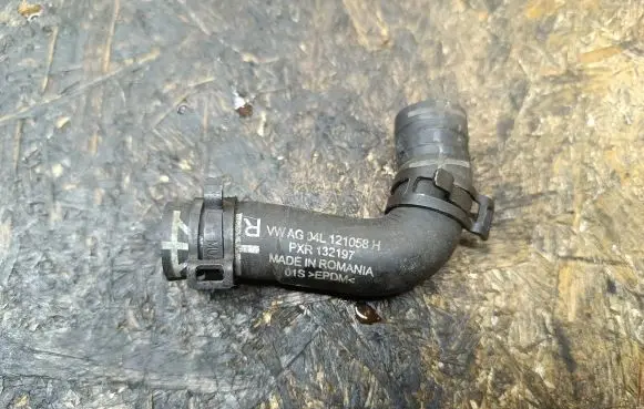 Skoda Octavia Mk3 (5E) Engine coolant pipe/hose 04L121058H 132197