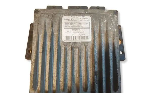 Renault Thalia I Engine control unit/module ECU 8200212345 8200188917 R0410C035A