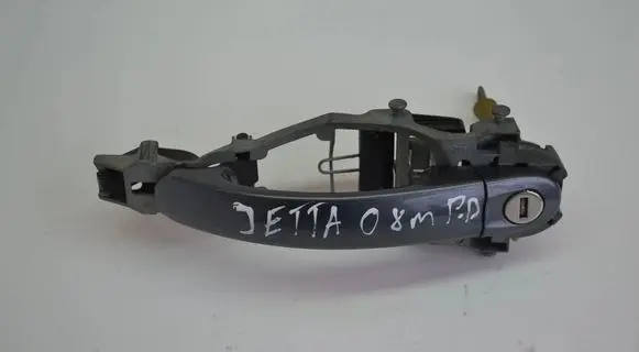 Volkswagen Jetta V Front door exterior handle 