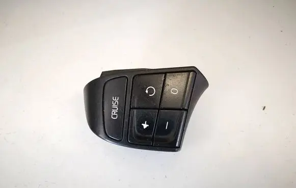 Volvo V50 Steering wheel buttons/switches 30710722