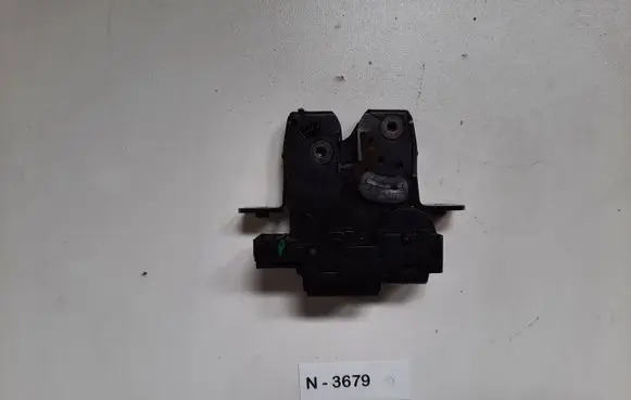 Nissan Qashqai Tailgate/trunk/boot lock/catch/latch 90502AV78E