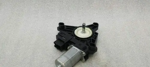 Mercedes-Benz E W213 Front door window regulator motor A2139060502