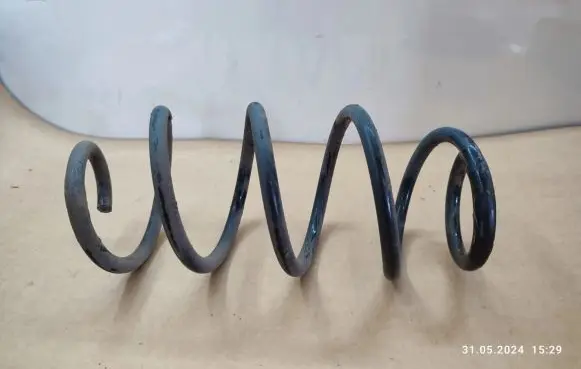 Volkswagen Tiguan Front coil spring