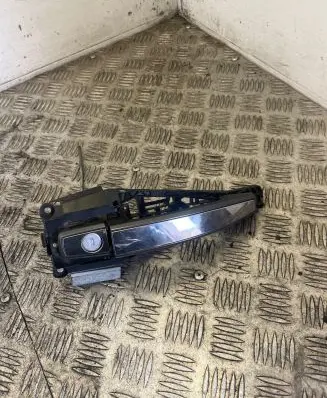 Opel Insignia A Front door exterior handle 13305780