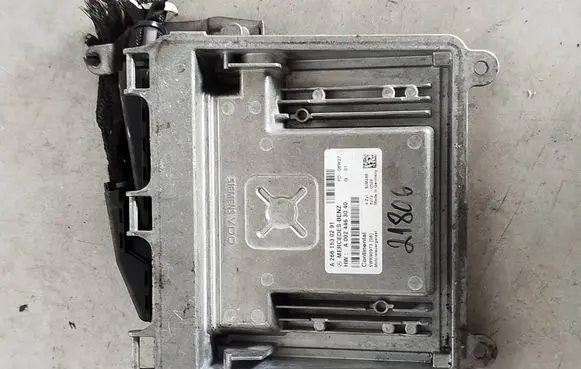 Mercedes-Benz B W245 Engine control unit/module a2661530291 a0024463040