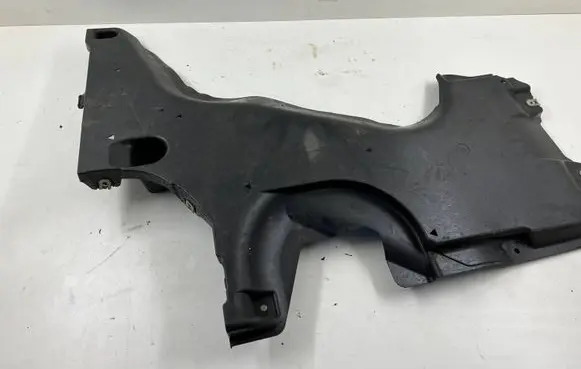BMW 5 G30 G31 Other engine bay part 7441177 74850613
