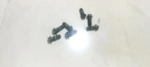 Ford Mondeo Mk III Nuts/bolts 