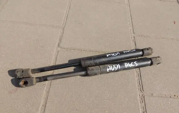 Audi A6 S6 C5 4B Tailgate/trunk strut/damper 4B5827552D