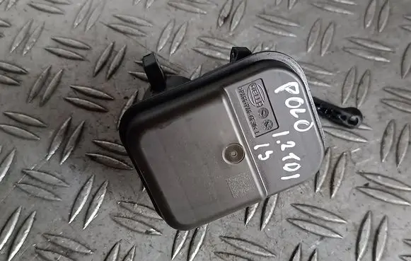 Volkswagen Polo V 6R Intake manifold valve actuator/motor 03P129086B