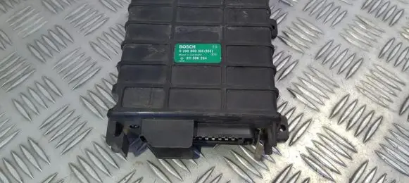 Volkswagen Golf II Engine control unit/module 811906264 0280800104