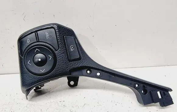 Toyota RAV 4 (XA40) Cruise control switch 8425042310C1