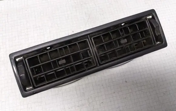 Volkswagen Transporter - Caravelle T4 Dash center air vent grill 191819703