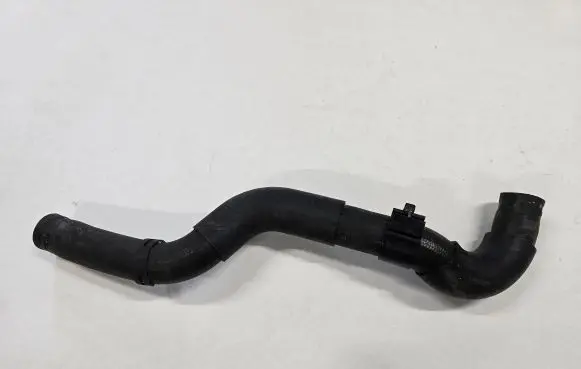 Mazda CX-7 Engine coolant pipe/hose