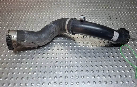BMW 3 F30 F35 F31 Intercooler hose/pipe S27705238 7597587