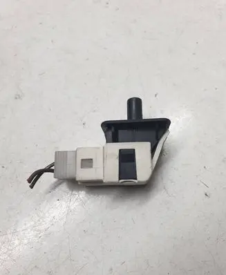Mercedes-Benz E W211 Front door sensor coupe 2028209410 30011501