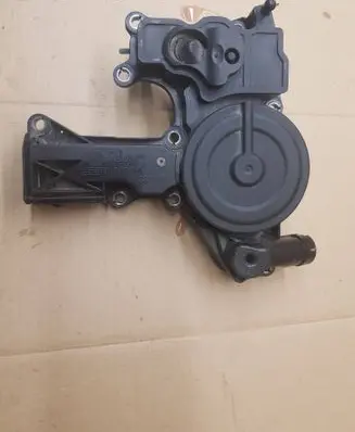 Audi A5 8T 8F Oil breather separator 06H103495