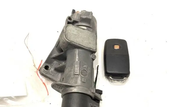 Seat Ibiza IV (6J,6P) Ignition lock 4B0905851C