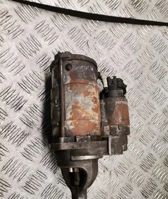 Toyota Avensis T270 Starter motor TS24E30